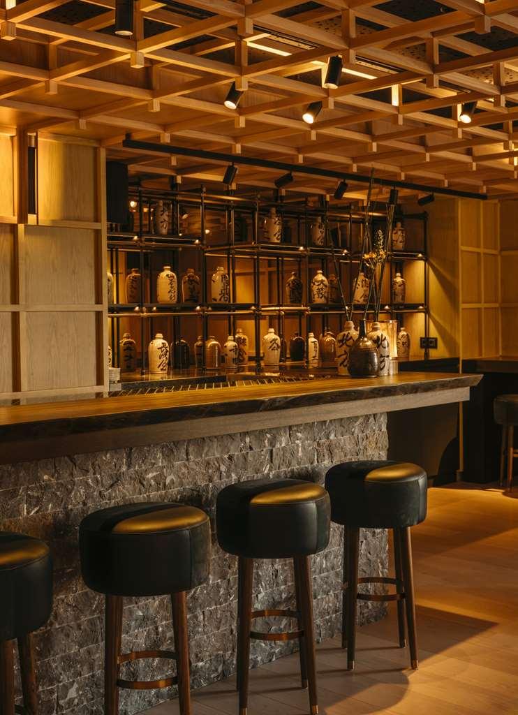 Nobu Hotel Barcelona Restaurant foto A sake bar in Tokyo