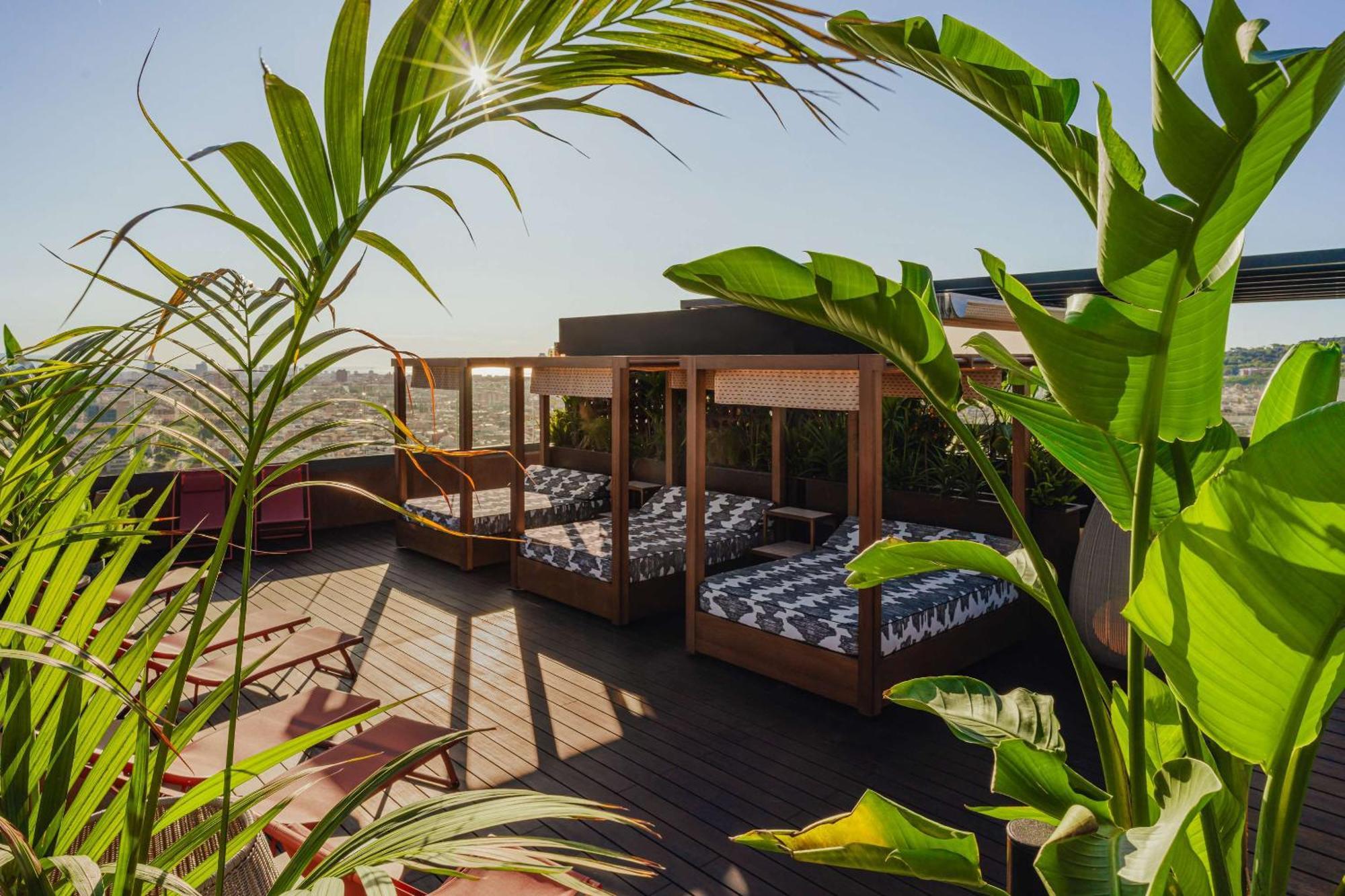 Nobu Hotel Barcelona Exterior foto The rooftop of the hotel